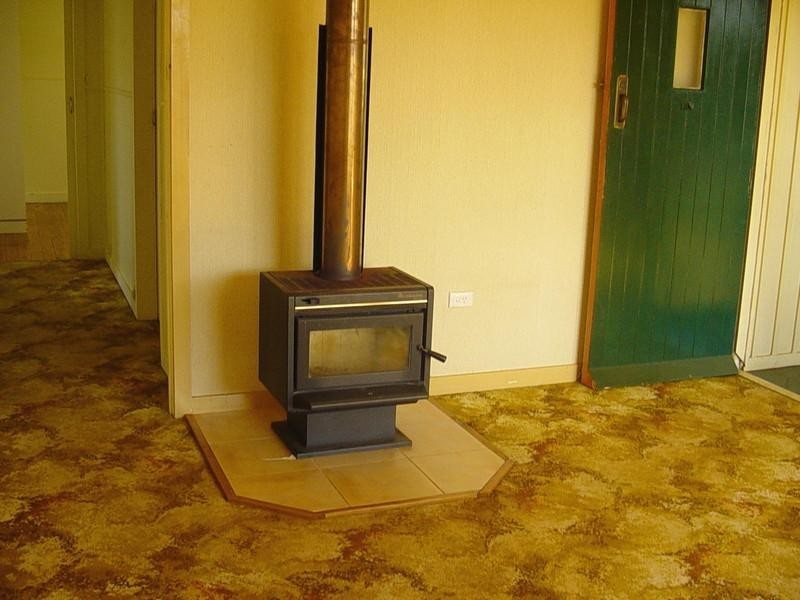 330 Tor Street, Newtown QLD 4350