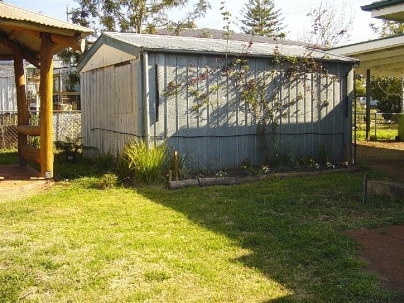 330 Tor Street, Newtown QLD 4350