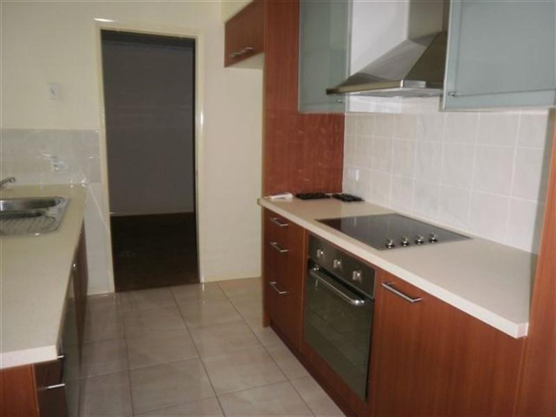 1/4 Boxsall Street, Newtown QLD 4350