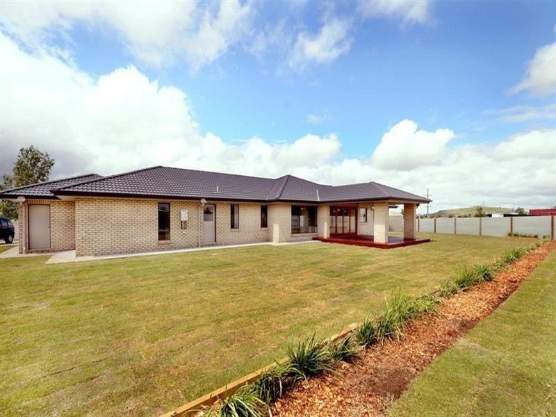 137 Main Street, Westbrook QLD 4350