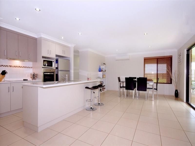 9 Ashford Drive, Wyreema QLD 4352