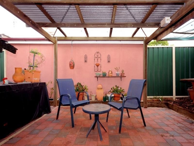 147 Holberton Street, Newtown QLD 4350