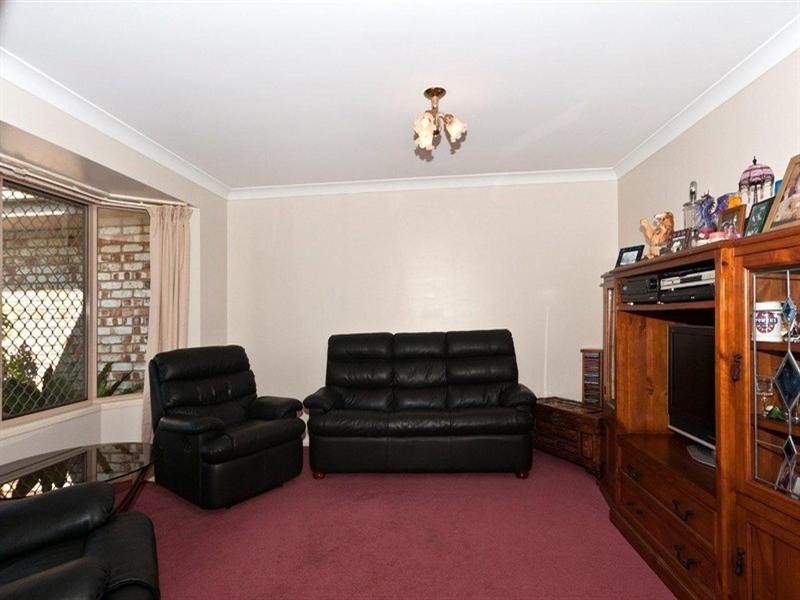 1 Crusader Court, Wilsonton QLD 4350