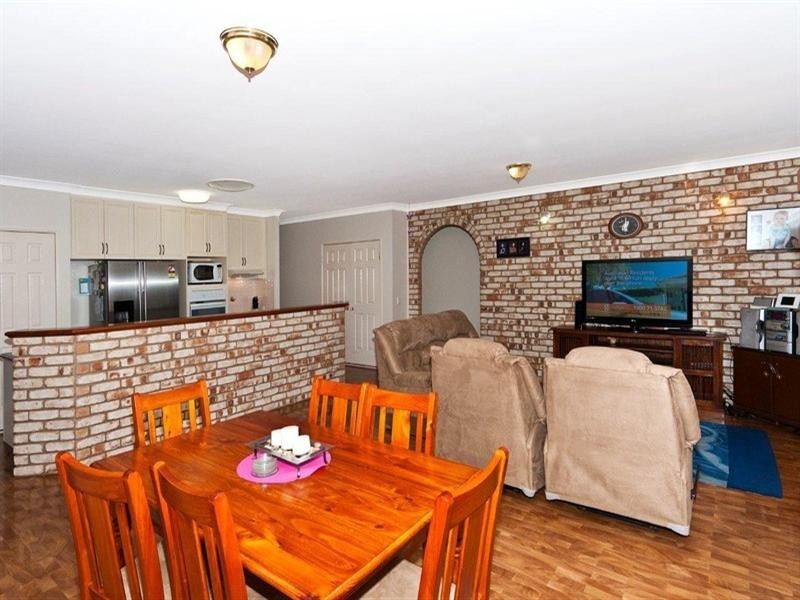 1 Crusader Court, Wilsonton QLD 4350