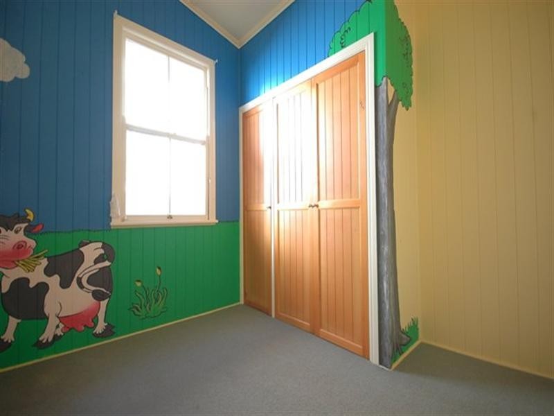 18 Lilley Street, East Toowoomba QLD 4350