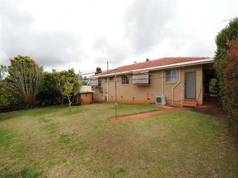 8 Hartman Street, Rangeville QLD 4350