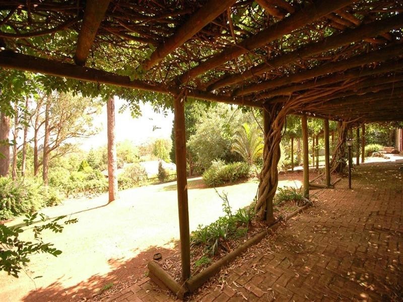 6 McAdam Court, Middle Ridge QLD 4350