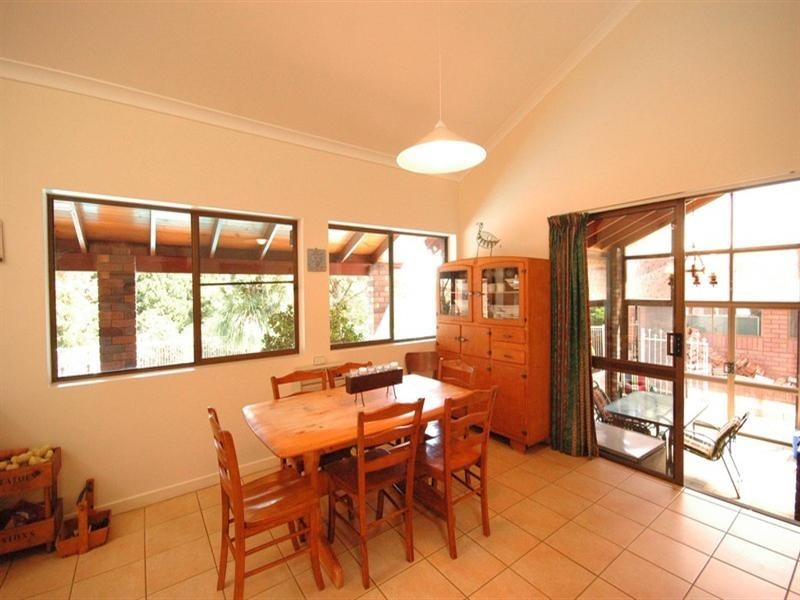 6 McAdam Court, Middle Ridge QLD 4350