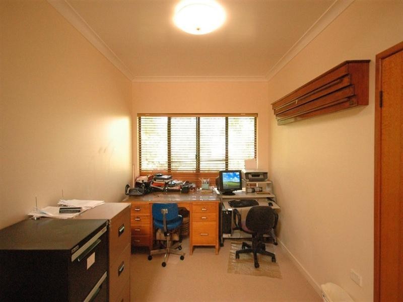 6 McAdam Court, Middle Ridge QLD 4350