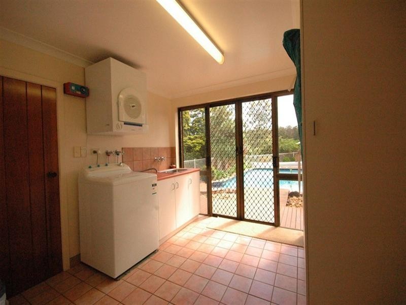 6 McAdam Court, Middle Ridge QLD 4350