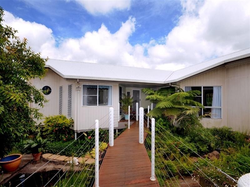 22 Beechcraft Court, Wilsonton QLD 4350