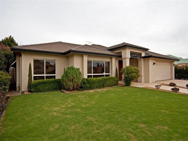 6 St Andrews Court, Middle Ridge QLD 4350