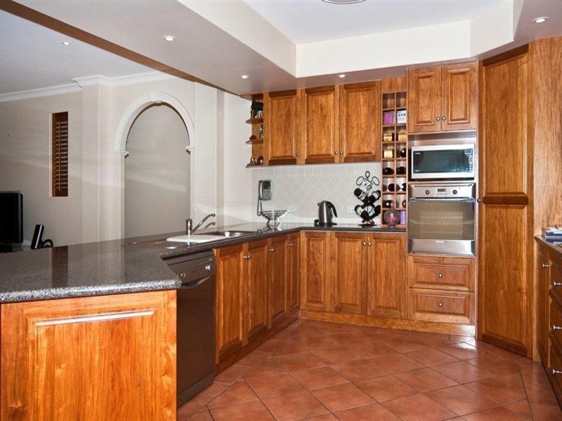 6 St Andrews Court, Middle Ridge QLD 4350