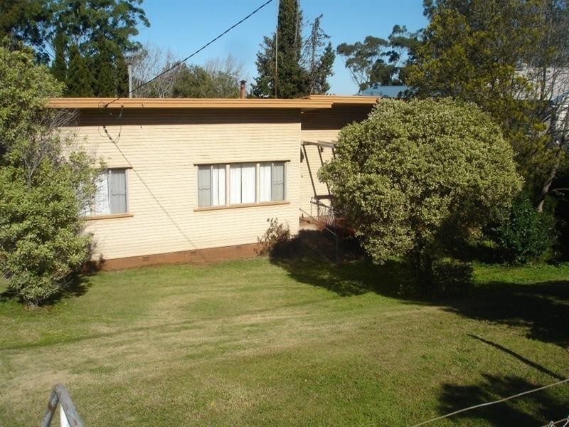 88 North Street, North Toowoomba QLD 4350