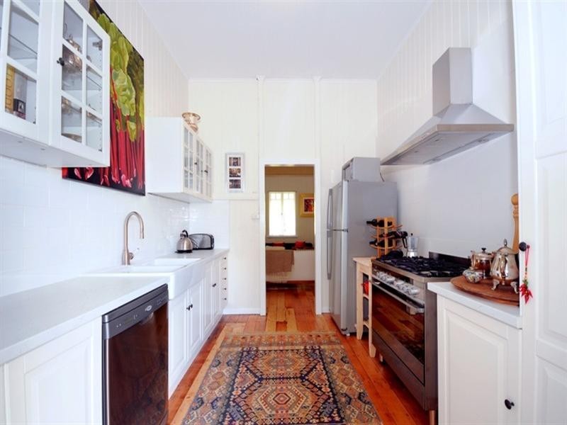 37a Alford Street, Mount Lofty QLD 4350