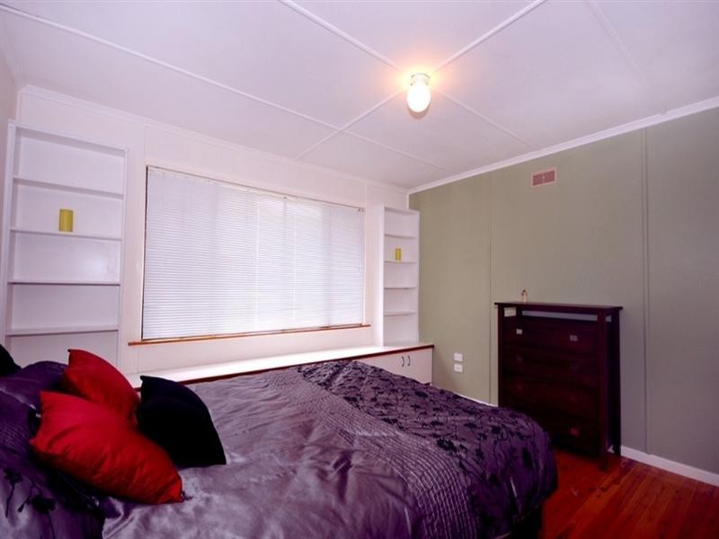 31 Catto Street, Centenary Heights QLD 4350