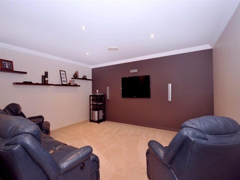 9 Bonville Court, Middle Ridge QLD 4350