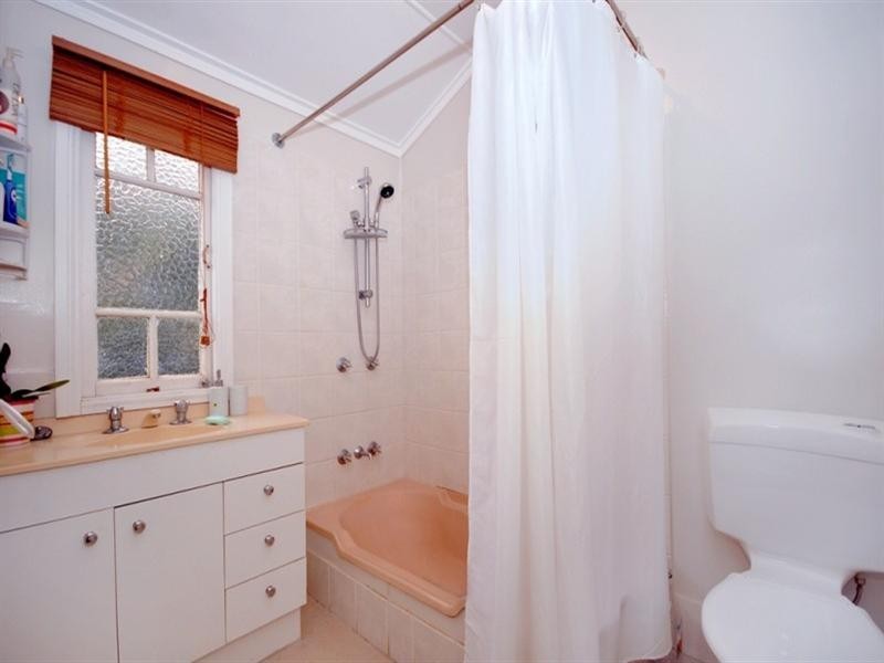 193 West Street, Harristown QLD 4350