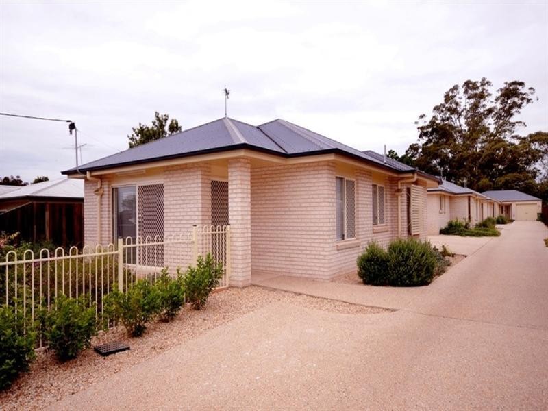 Unit 1/6 Rose Street, Wilsonton QLD 4350