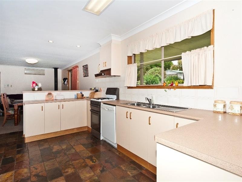 5 Oelkers Court, Hodgson Vale QLD 4352