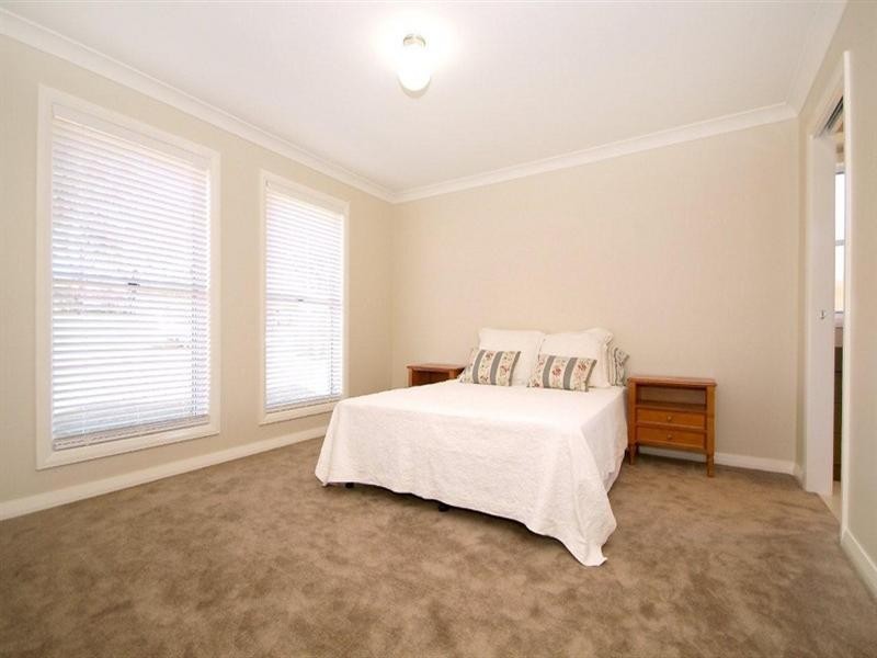 9 Saba Court, Middle Ridge QLD 4350