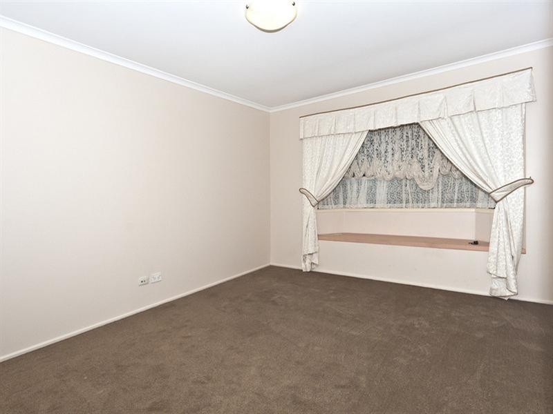 4 Saltram Street, Wilsonton QLD 4350