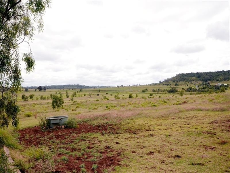 203 Kingsthorpe-Glencoe Road, Glencoe QLD 4352