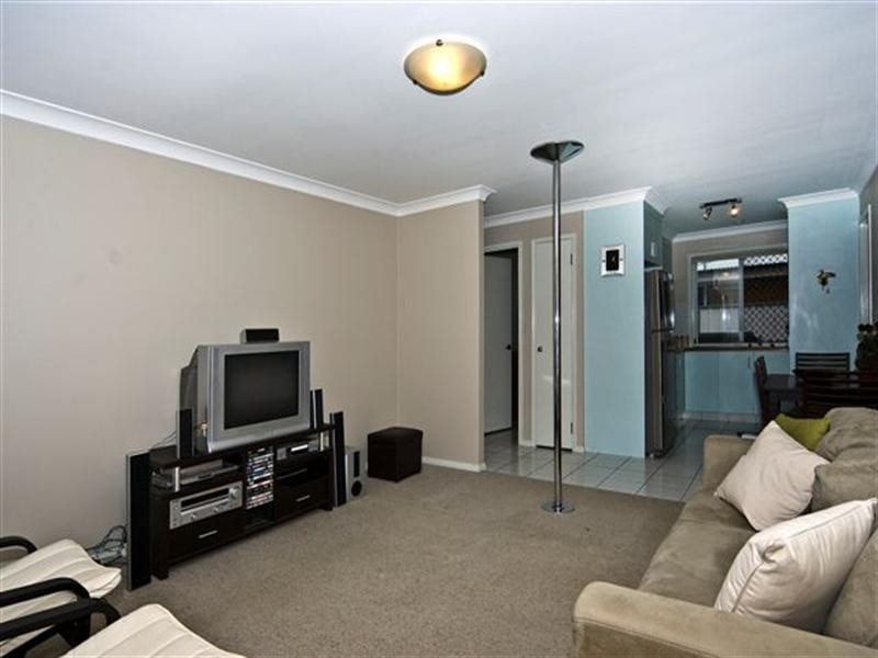 1/377 West Street, Harristown QLD 4350