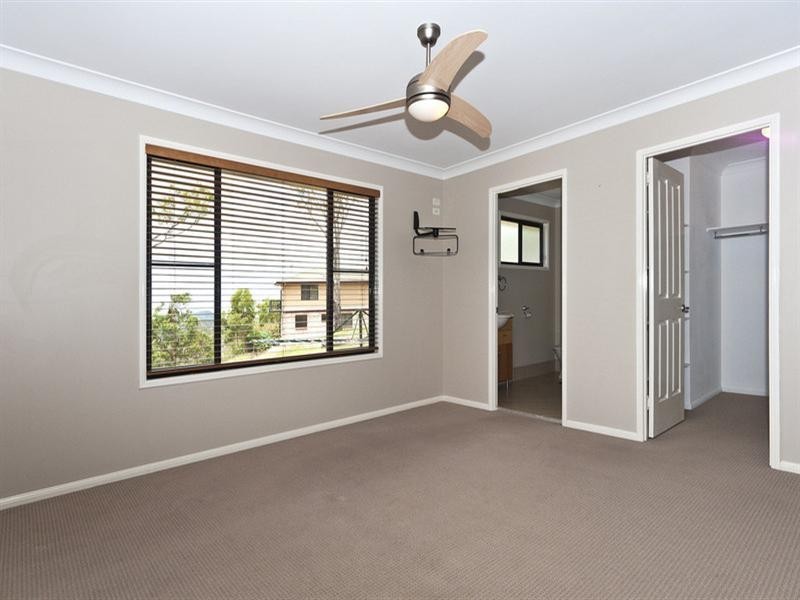 118 Flagstone Creek Road, Middle Ridge QLD 4350