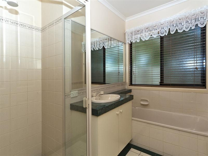 51 Gouldson Drive, Kearneys Spring QLD 4350