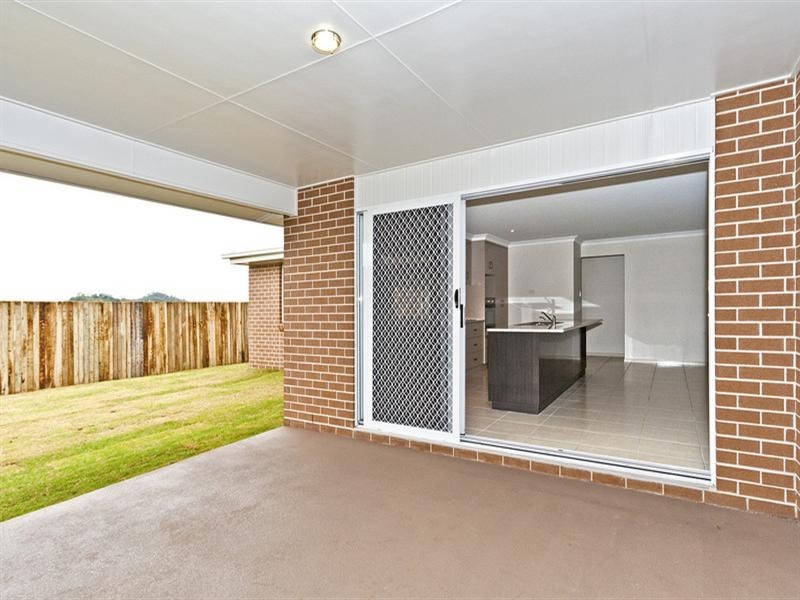 4 Opal Street, Glenvale QLD 4350