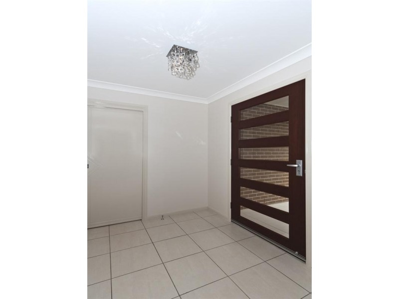 4 Opal Street, Glenvale QLD 4350