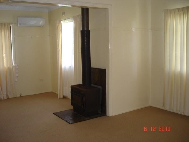 19 Searle Street, Toowoomba QLD 4350