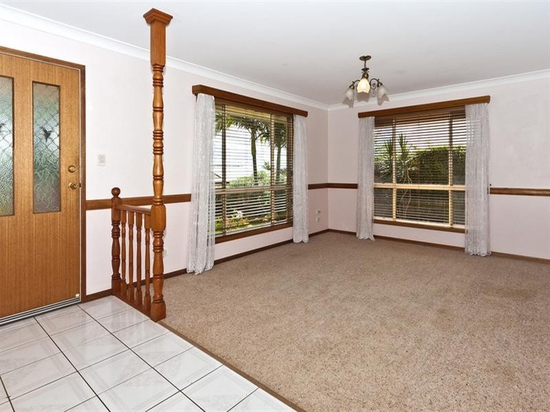 8 May Court, Middle Ridge QLD 4350