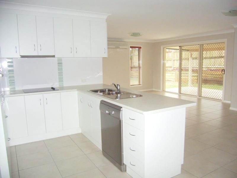 1/28 Sambar Court, Kearneys Spring QLD 4350