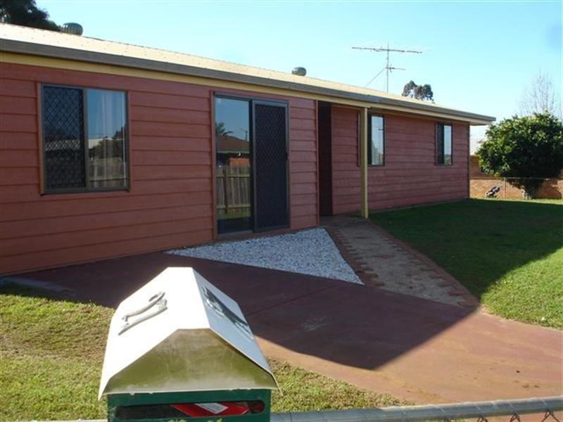 27 Wine Drive, Wilsonton QLD 4350
