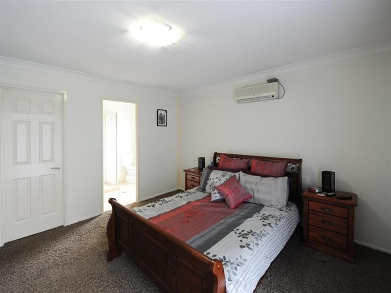 10 Sunset Drive, Glenvale QLD 4350