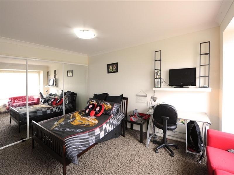 10 Sunset Drive, Glenvale QLD 4350