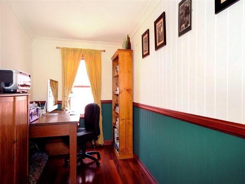 44 Crown Street, Rangeville QLD 4350