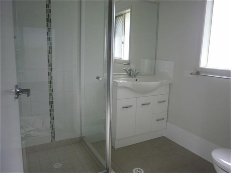 1/19 Sunset Drive, Glenvale QLD 4350