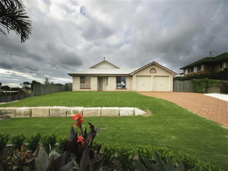 12 Schloss Court, Westbrook QLD 4350