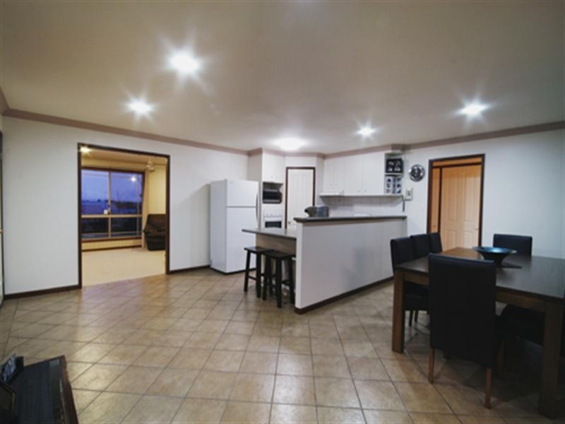 12 Schloss Court, Westbrook QLD 4350