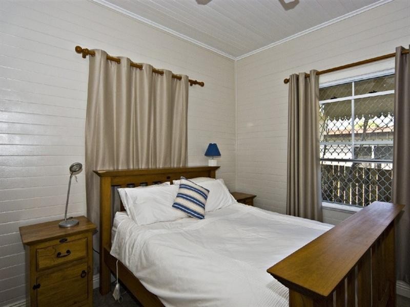 9 Raff Street, North Toowoomba QLD 4350