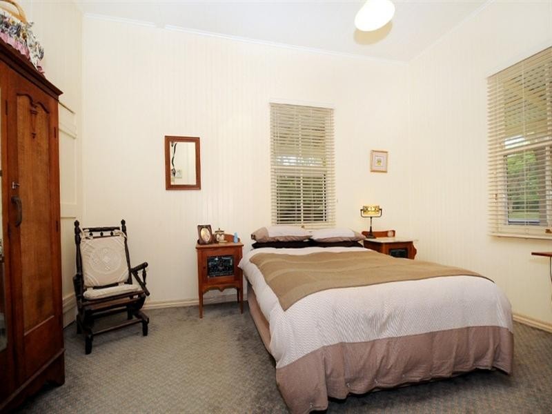5 John Street, East Toowoomba QLD 4350