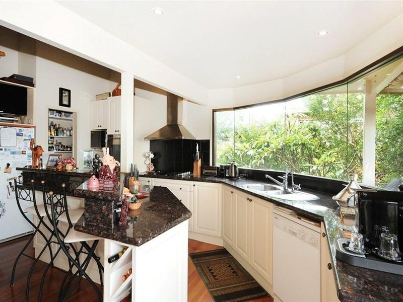 34 Tourist Road, East Toowoomba QLD 4350