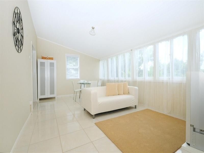 5 Seaton Street, South Toowoomba QLD 4350
