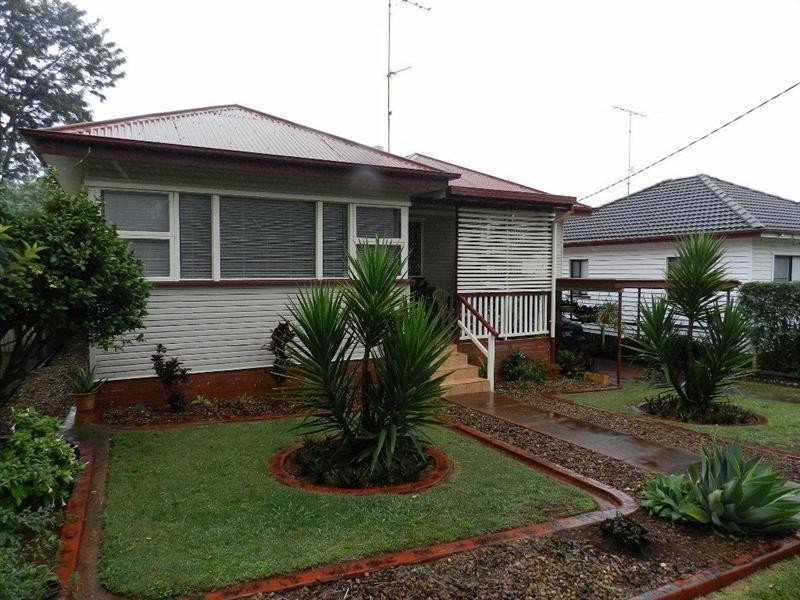 16 Murphy Street, Rangeville QLD 4350