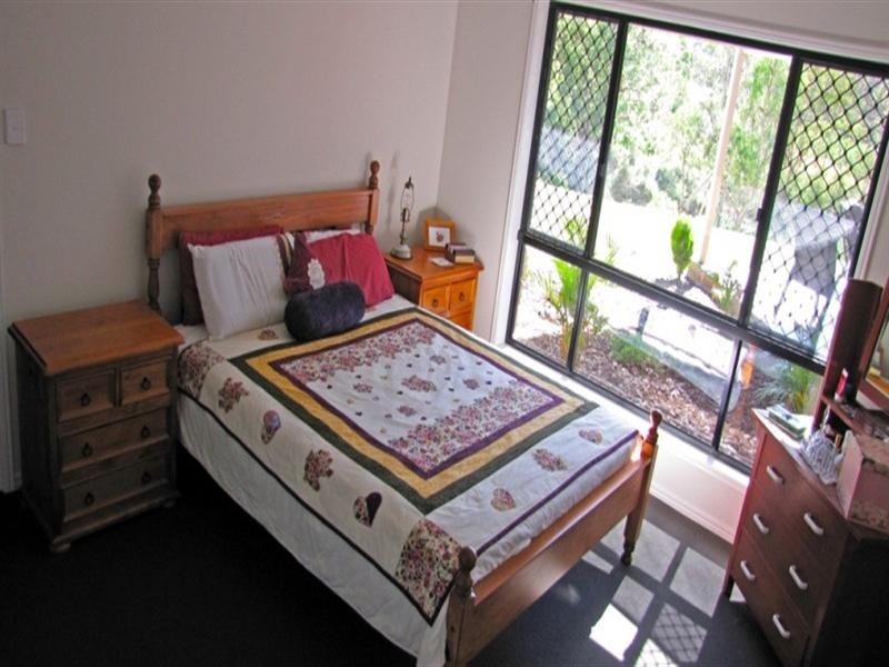 32 Pendoma Drive, Hodgson Vale QLD 4352