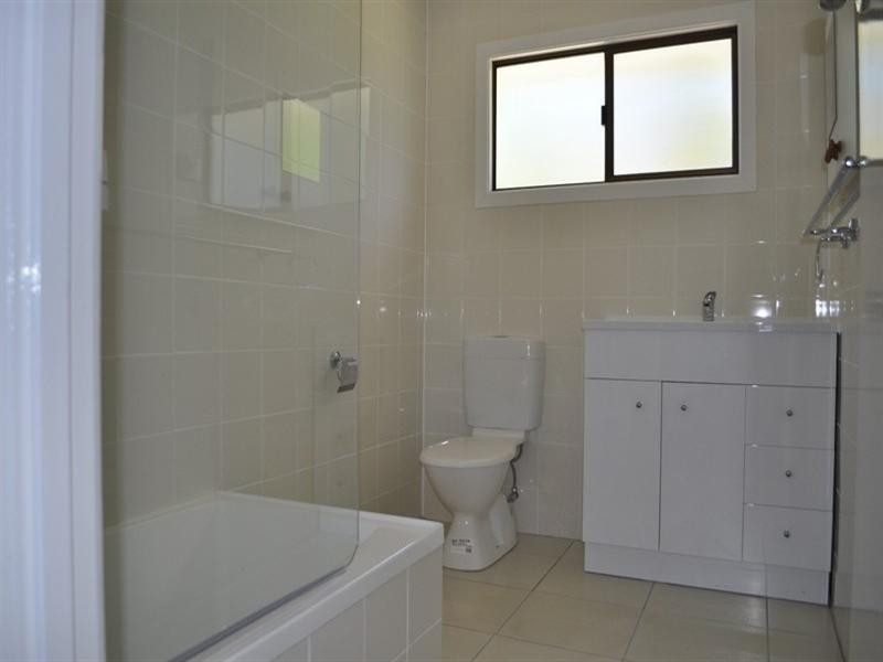 6 Kane Street, Centenary Heights QLD 4350