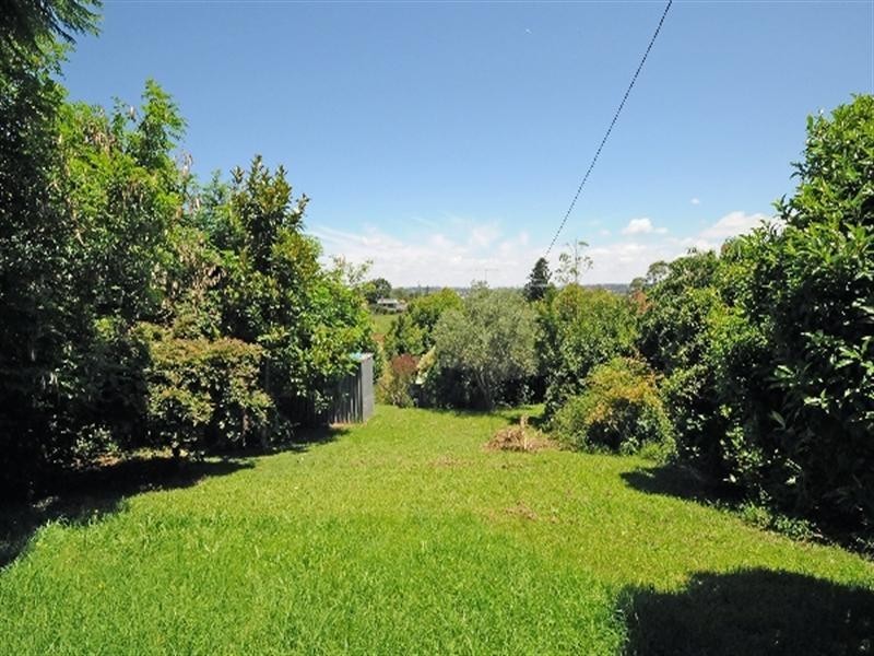 16 Messines Street, Harlaxton QLD 4350